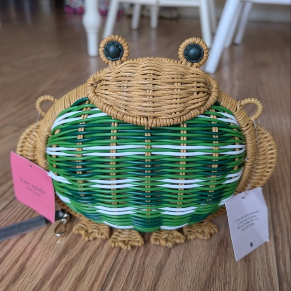 kate spade Handbags - Kate Spade NWT Hoppkins Wicker Frog Crossbody Art To Wear Boho Sustainable